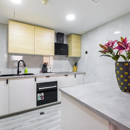 Upgraded 3 Bedroom At Jbr With Jacuzzi Dubai Esterno foto
