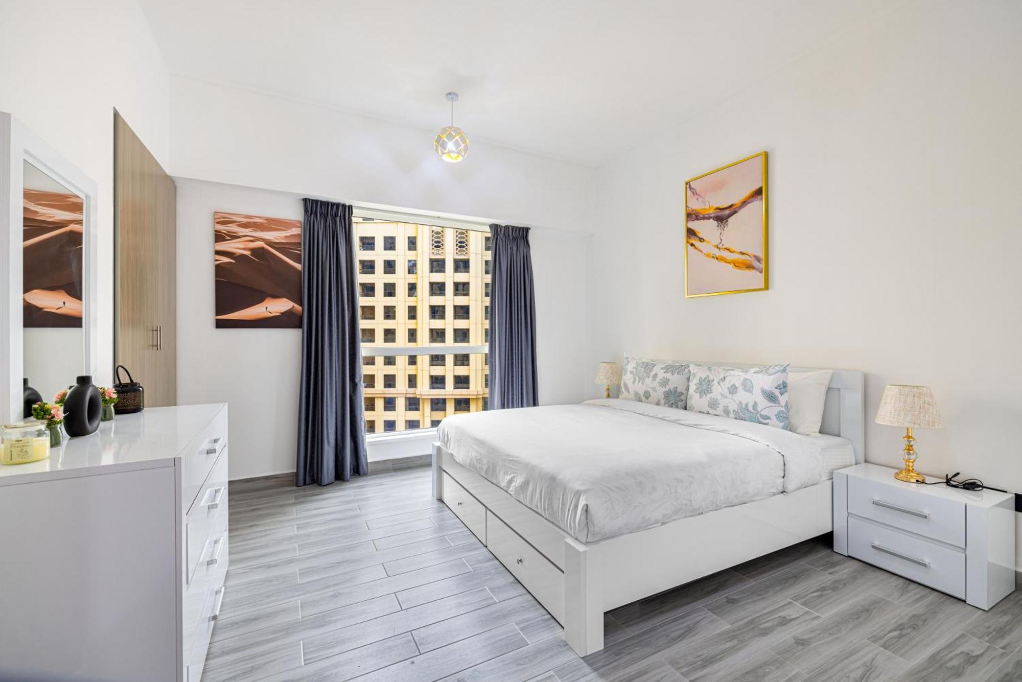 Upgraded 3 Bedroom At Jbr With Jacuzzi Appartamento Dubai