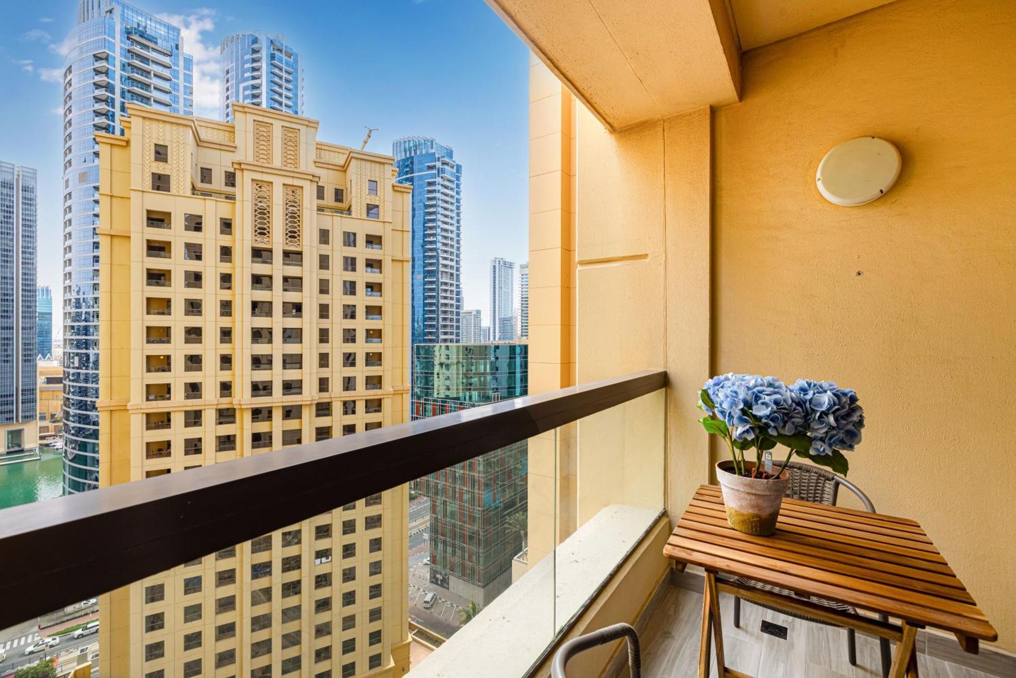 Upgraded 3 Bedroom At Jbr With Jacuzzi Appartamento *